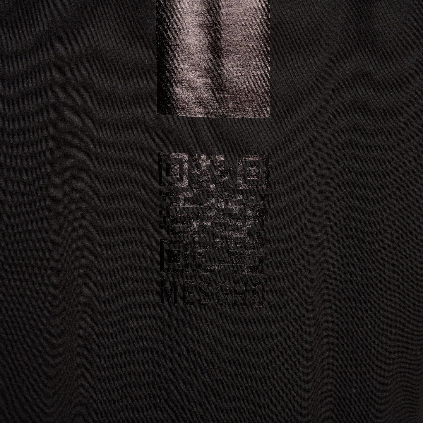 T-Shirt - Black/Satin Black - 100% Organic Cotton